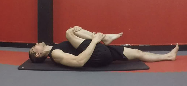 Pilates - Single Leg Stretch - position de repos