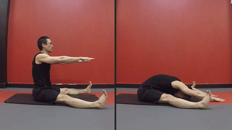 Pilates - Spine Stretch Forward